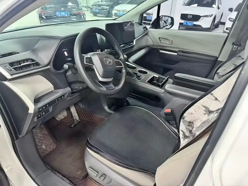 Subaru Forester 2022 из CN, фото 2