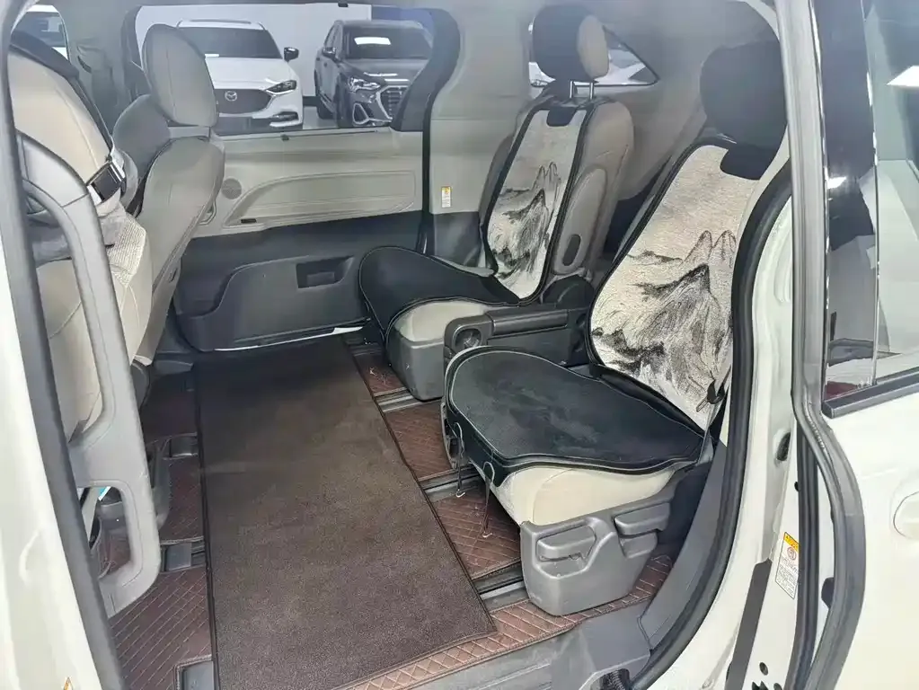 Subaru Forester 2022 из CN, фото 6