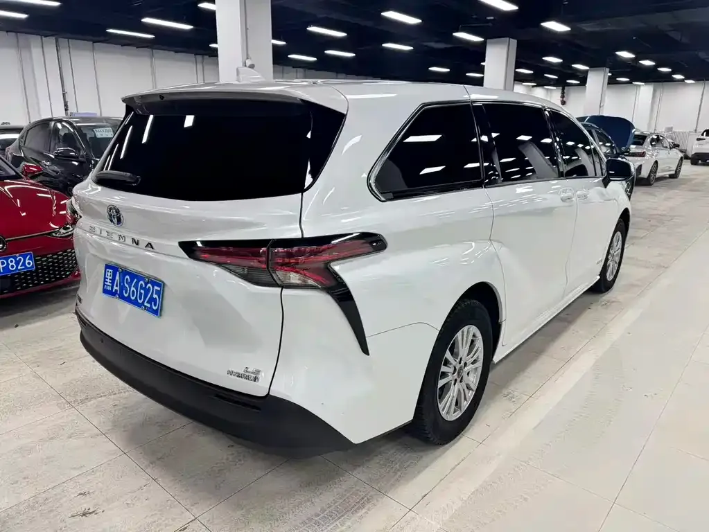 Subaru Forester 2022 из CN, фото 9