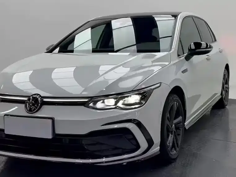 Volkswagen Golf 2022 из CN, фото 1