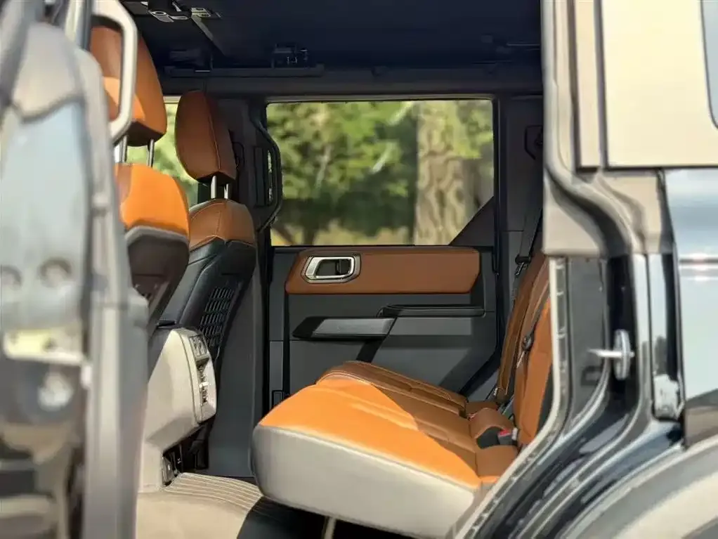 Ford Bronco 2024 из CN, фото 3