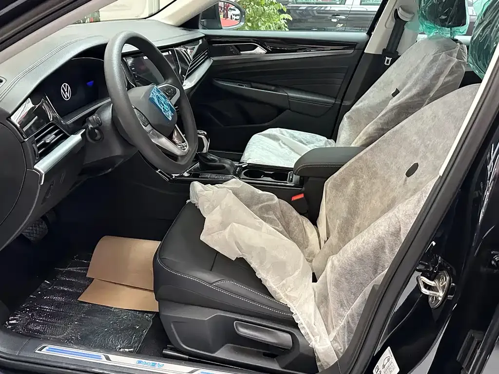 Volkswagen Passat New Energy 2025 из CN, фото 6