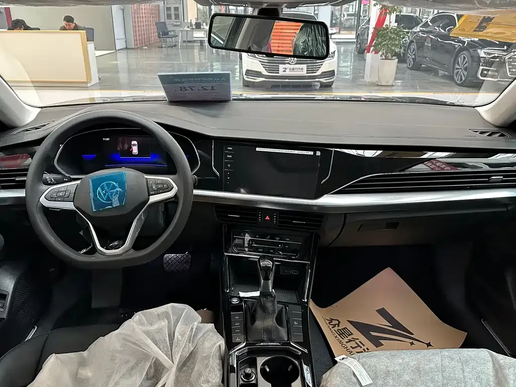 Volkswagen Passat New Energy 2025 из CN, фото 2