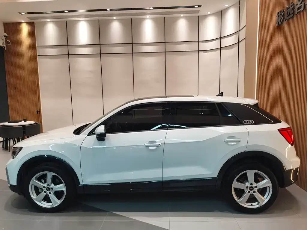 Audi Q2L 2021 из CN, фото 3