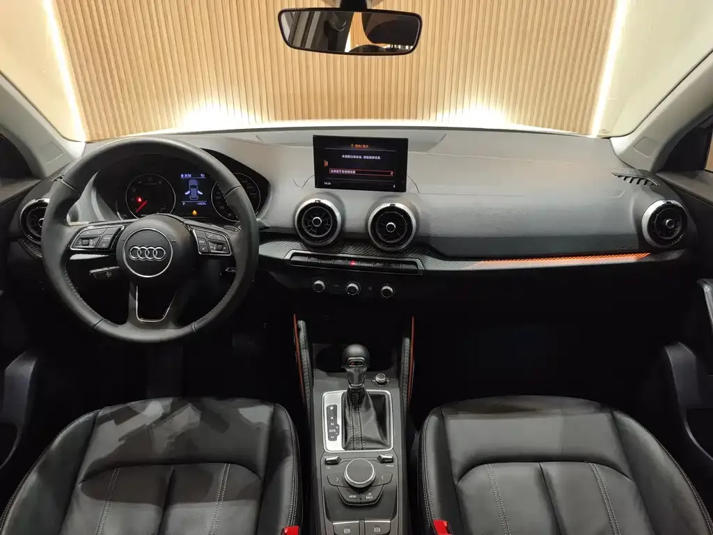 Audi Q2L 2021 из CN, фото 6