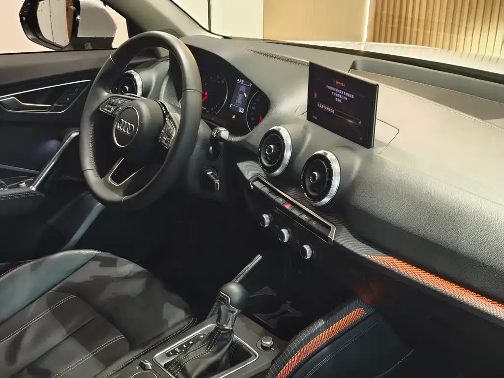 Audi Q2L 2021 из CN, фото 5