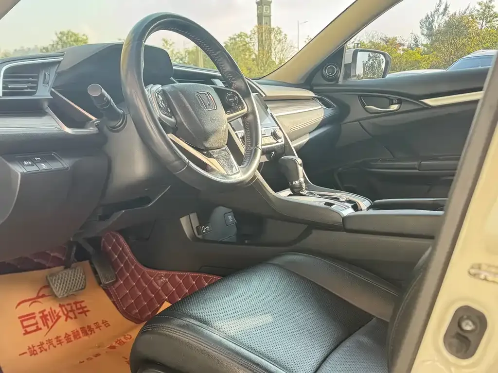 Honda Civic 2021 из CN, фото 10