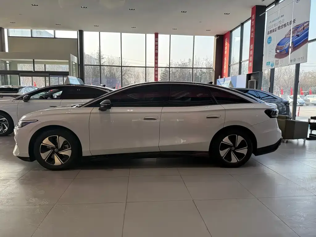Volkswagen ID.7 VIZZION 2024 из CN, фото 10