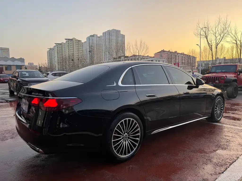 Mercedes-Benz E-Class 2024 из CN, фото 8