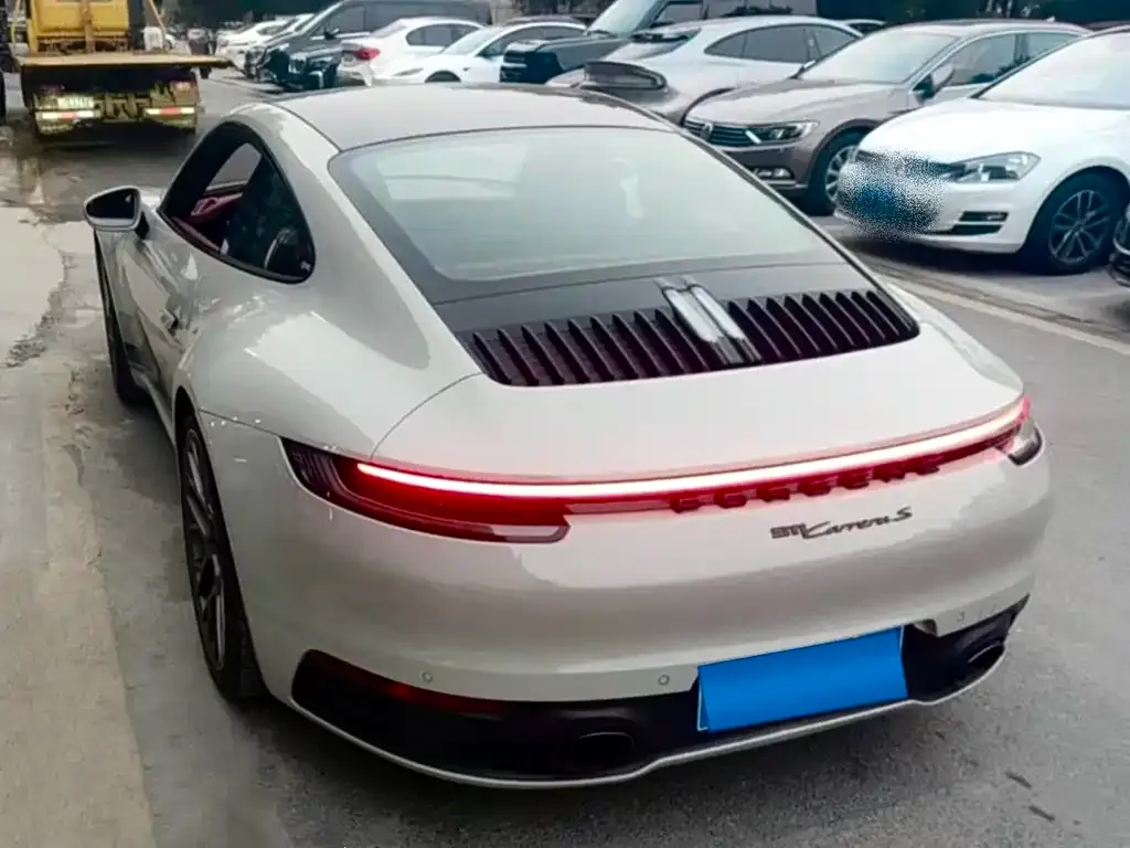 Porsche 911 2022 из CN, фото 6