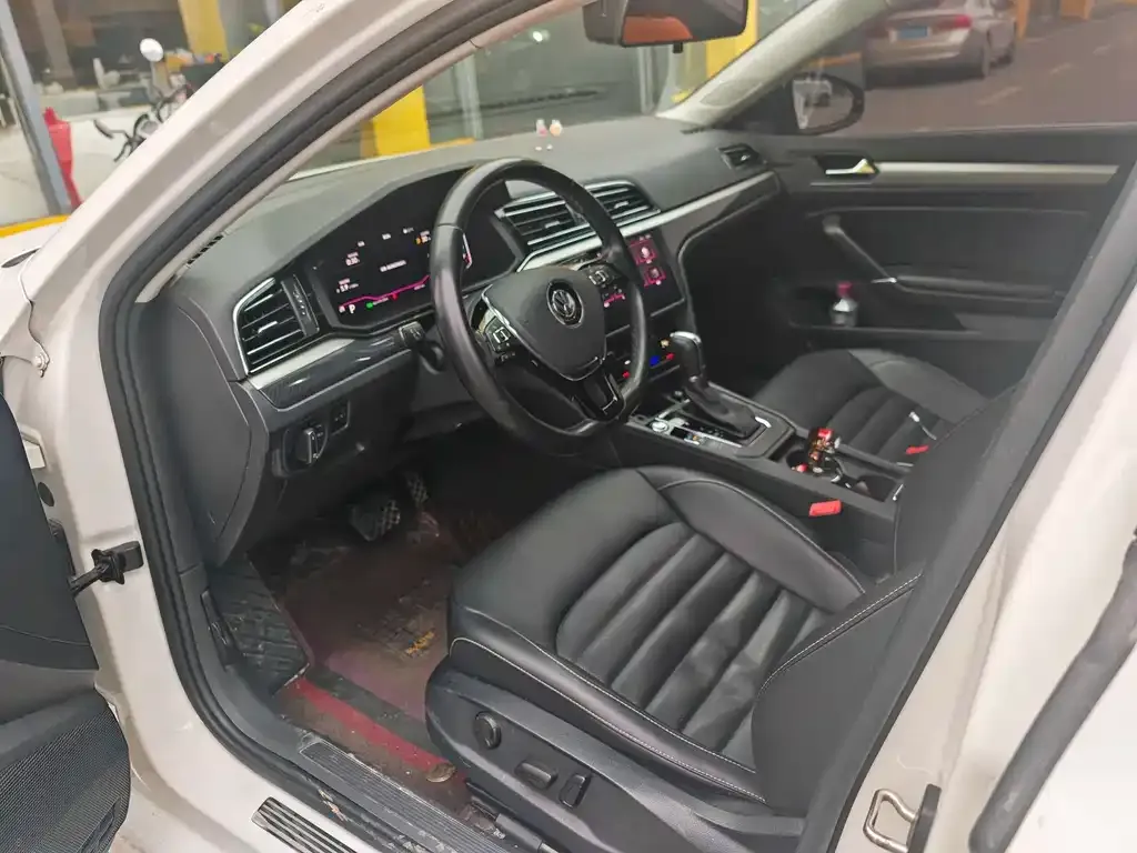 Volkswagen Lamando 2021 из CN, фото 2