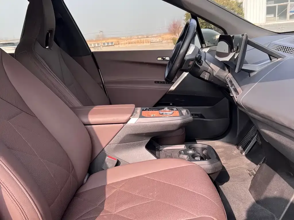 BMW iX 2024 из CN, фото 5