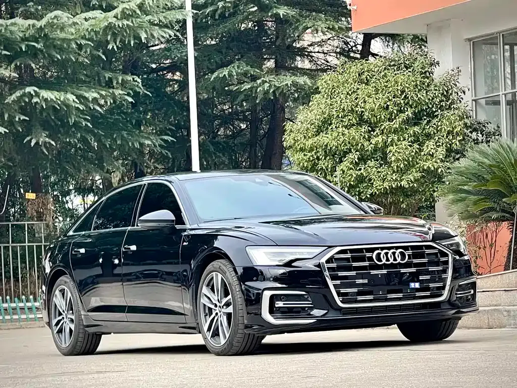 Audi A6L 2023 из CN, фото 10