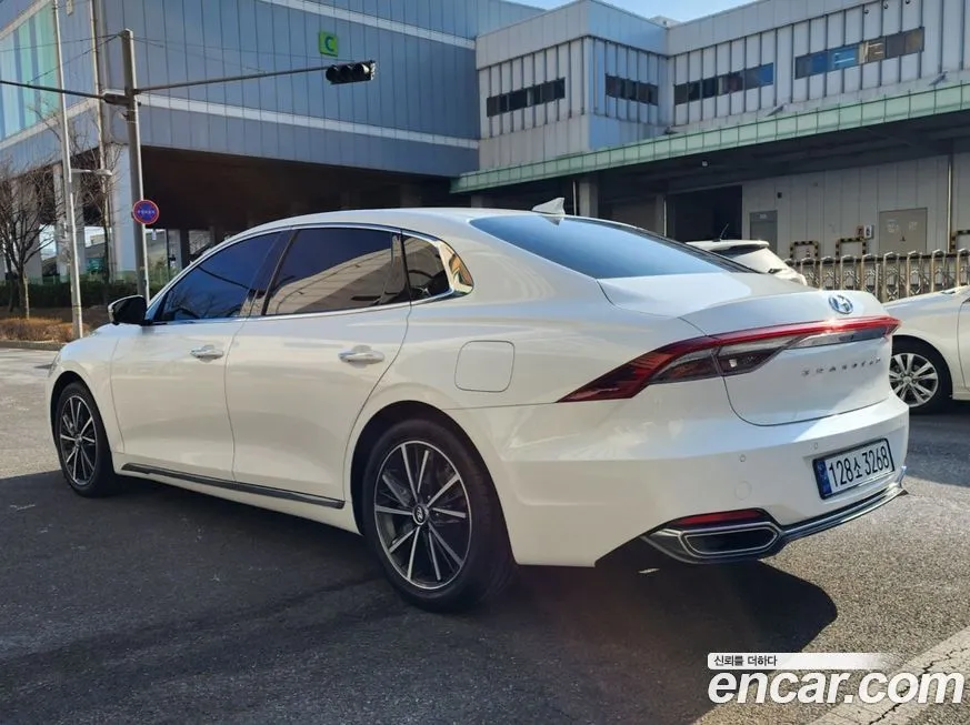 Hyundai Grandeur 2022 из KR, фото 5