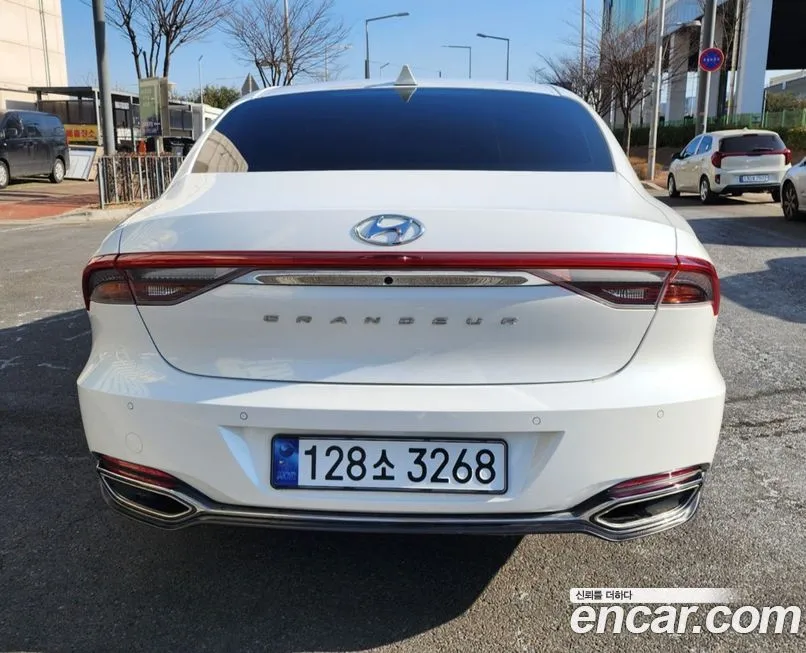 Hyundai Grandeur 2022 из KR, фото 4