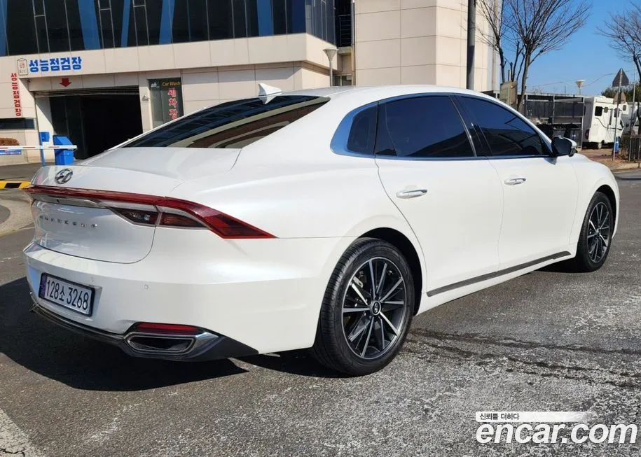 Hyundai Grandeur 2022 из KR, фото 8