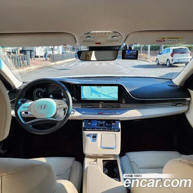Hyundai Grandeur 2022 из KR, фото 2