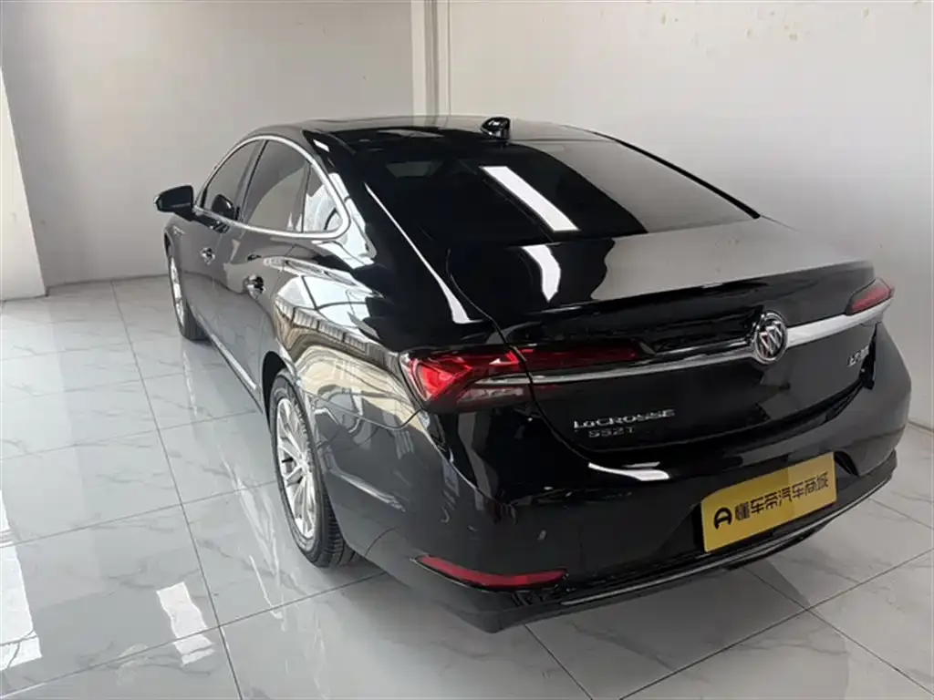 Buick LaCrosse 2023 из CN, фото 3
