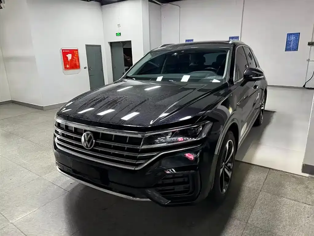 Volkswagen Touareg 2023 из CN, фото 1