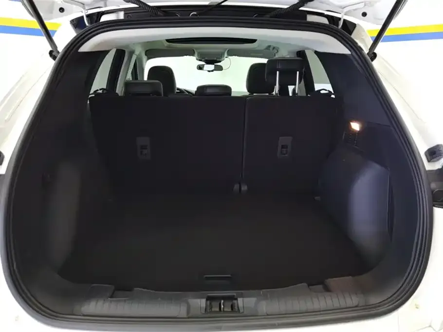 Ford Escape 2023 из CN, фото 4