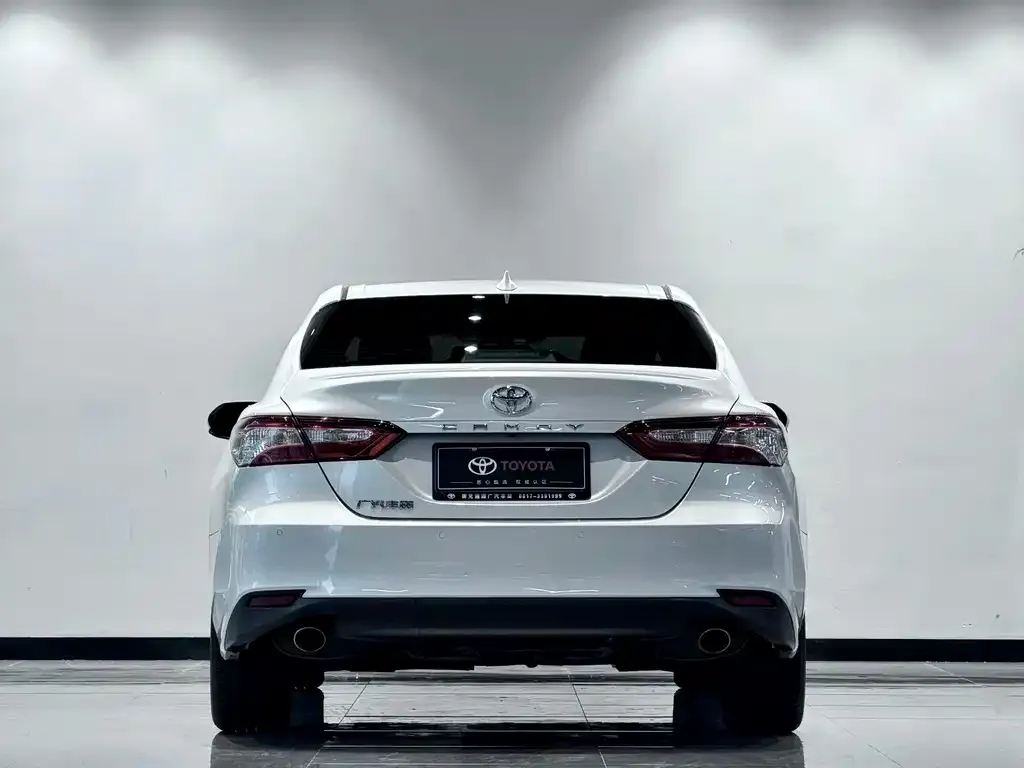 Toyota Camry 2022 из CN, фото 3