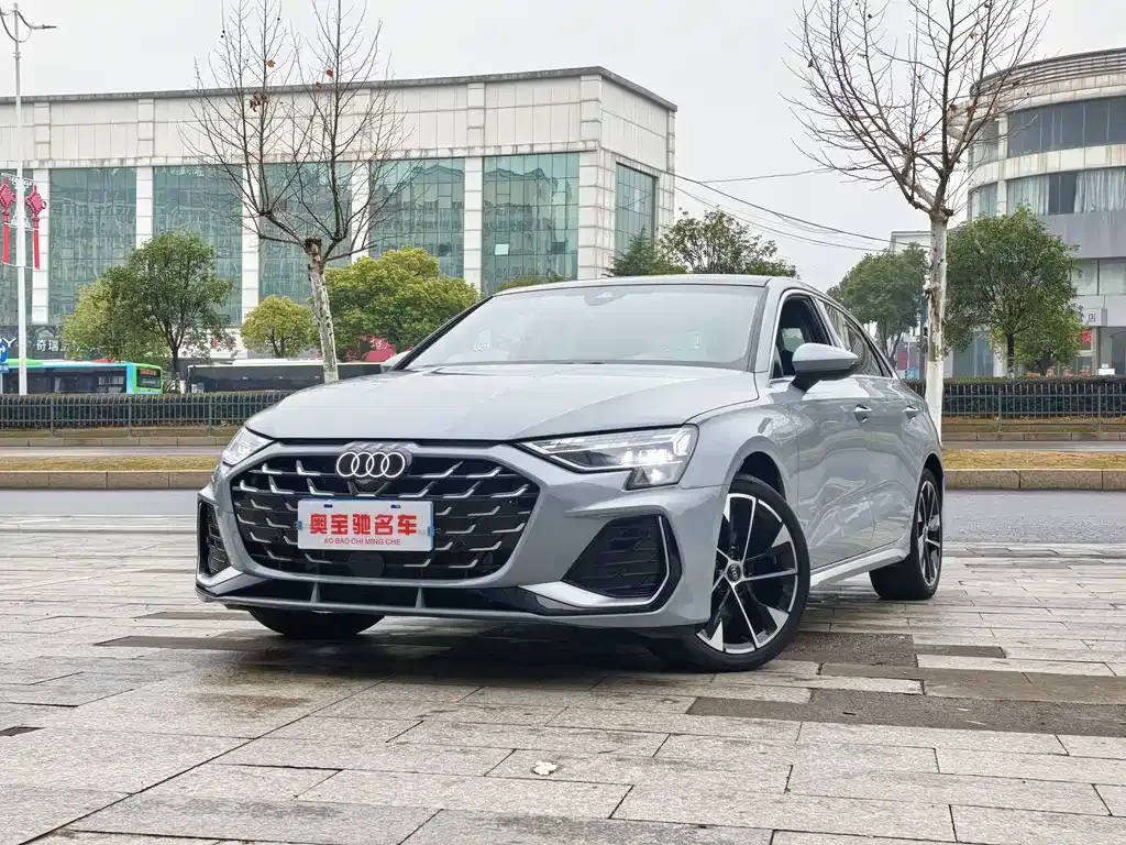 Audi A3 2024 из CN, фото 1