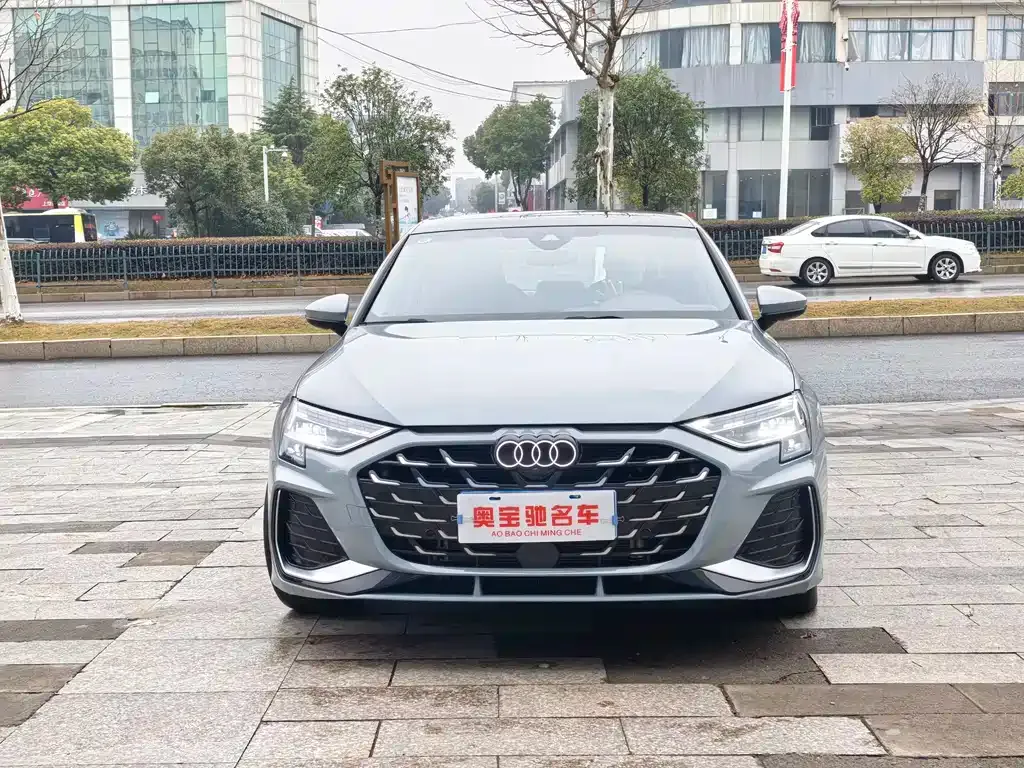 Audi A3 2024 из CN, фото 10
