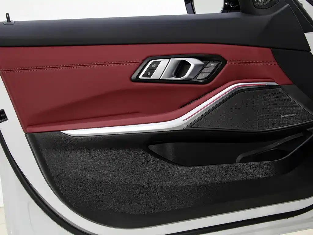 BMW 3 Series 2024 из CN, фото 8