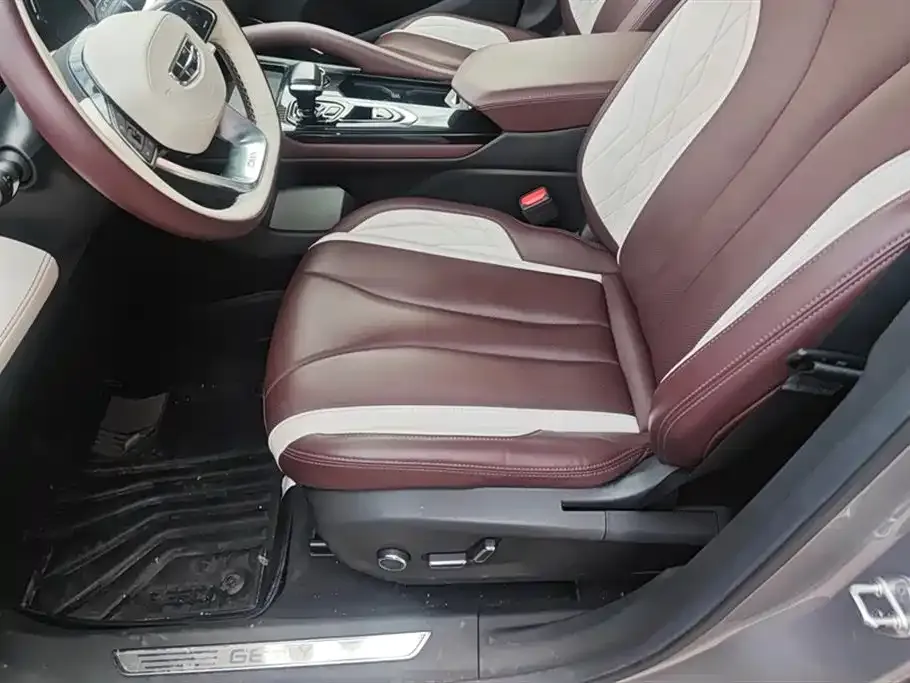Geely Xingyue L 2024 из CN, фото 3