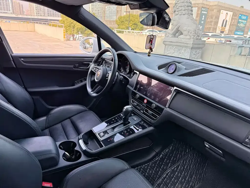 Porsche Macan 2022 из CN, фото 3