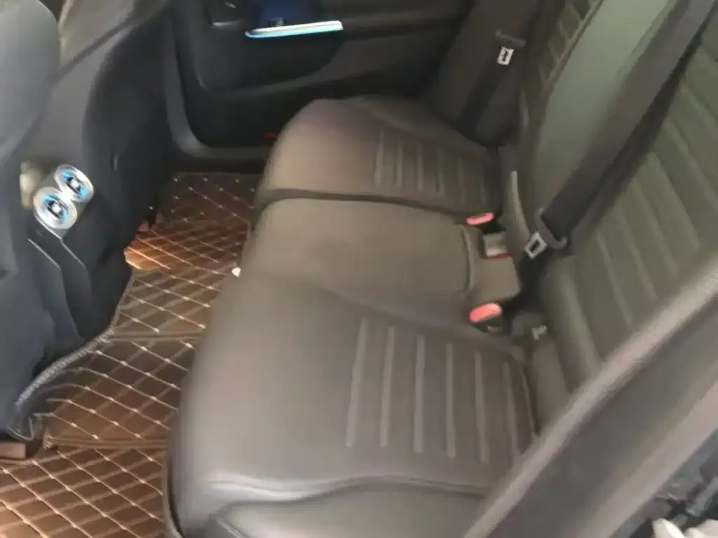 Mercedes-Benz C-Class 2024 из CN, фото 4