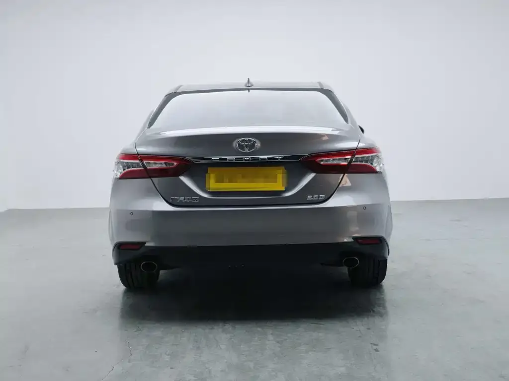 Toyota Camry 2022 из CN, фото 2