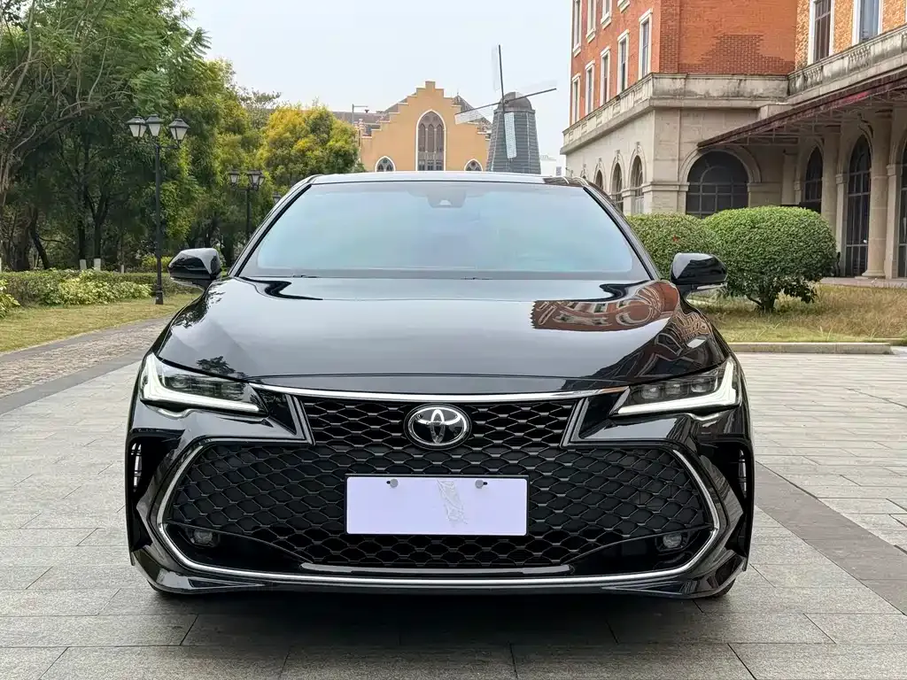Toyota Avalon 2024 из CN, фото 2