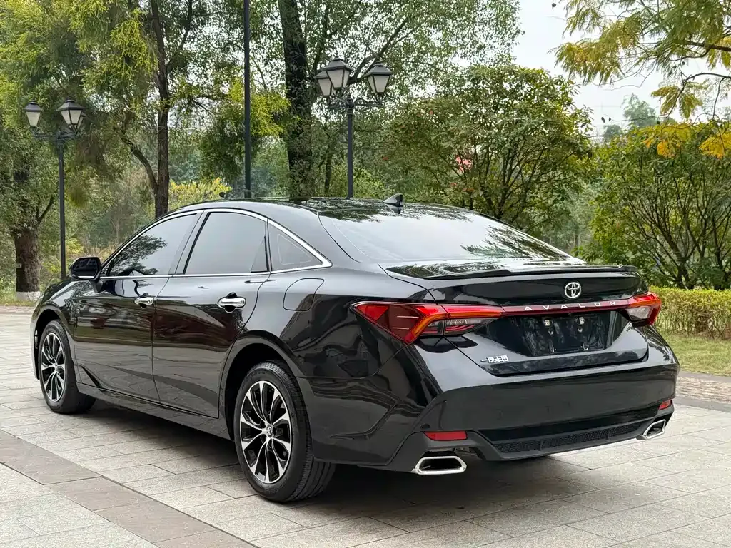 Toyota Avalon 2024 из CN, фото 5