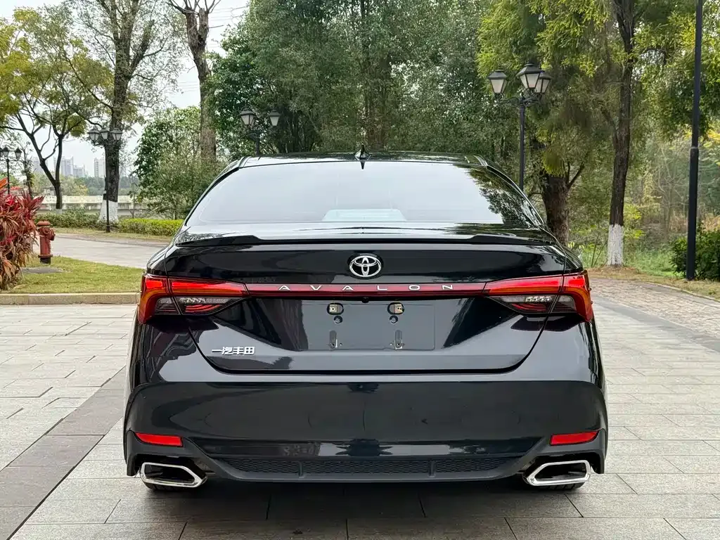 Toyota Avalon 2024 из CN, фото 9