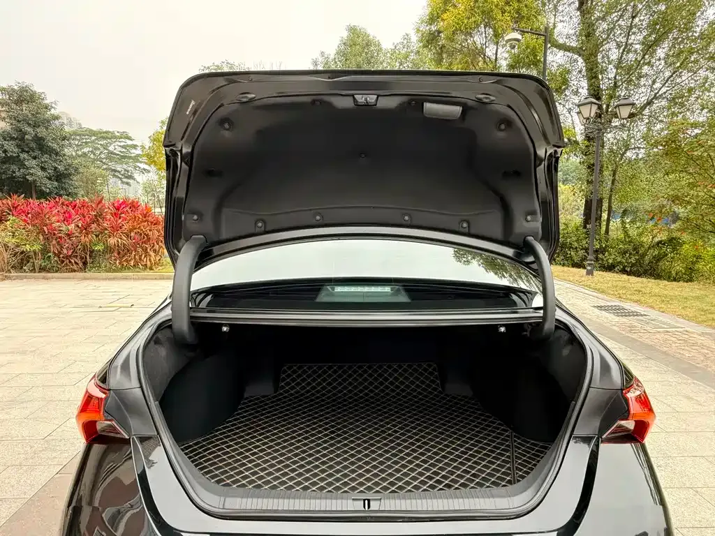 Toyota Avalon 2024 из CN, фото 10
