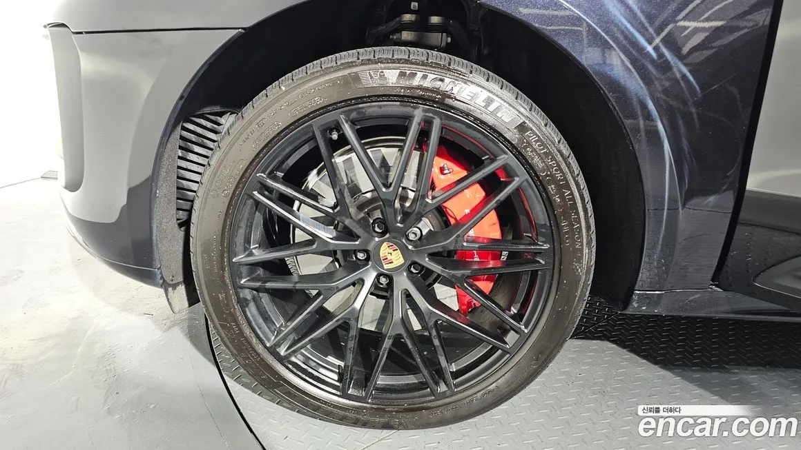 Porsche Macan 2023 из KR, фото 9