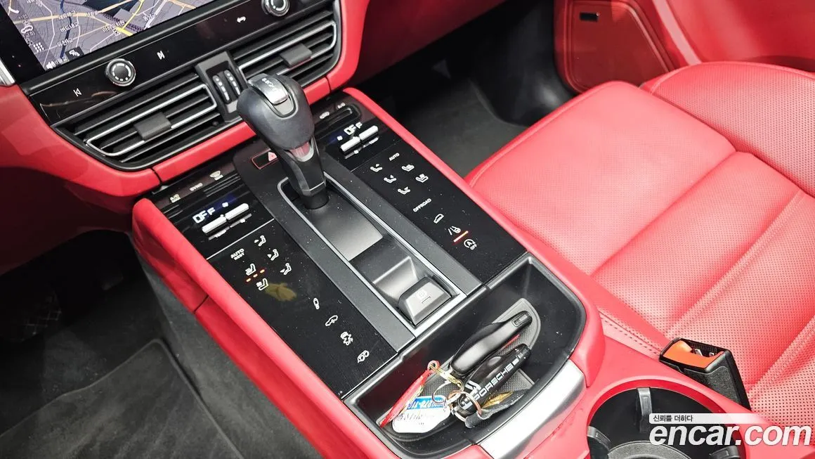 Porsche Macan 2023 из KR, фото 7