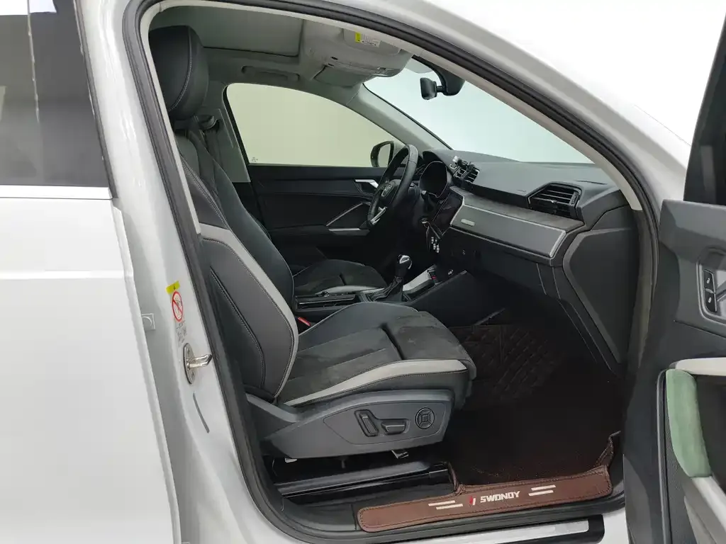 Audi Q3 2022 из CN, фото 7