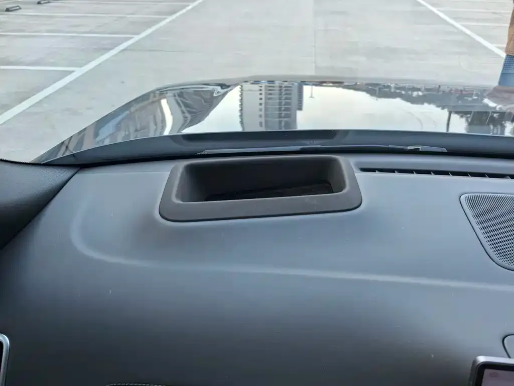 Li Auto Li L8 2025 из CN, фото 10