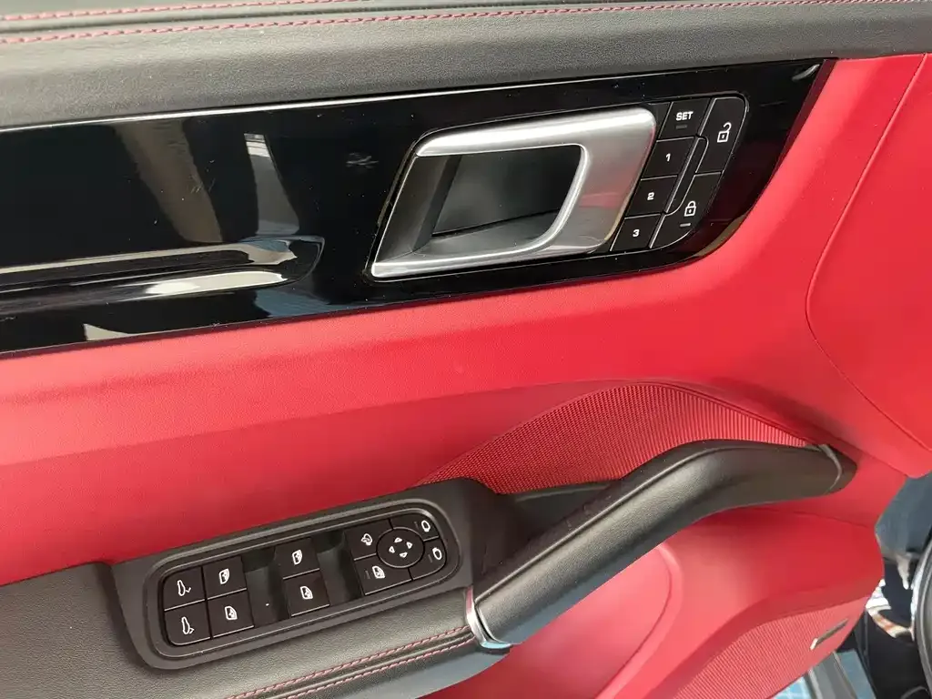 Porsche Cayenne 2022 из CN, фото 6