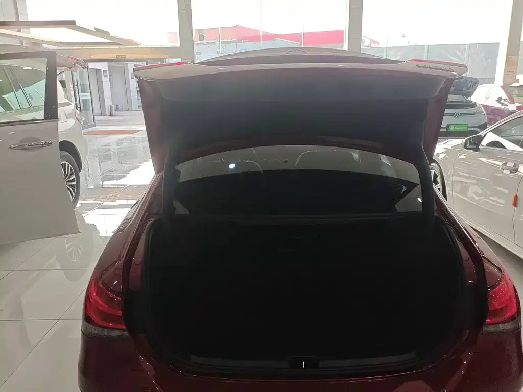 Mercedes-Benz A-Class 2021 из CN, фото 2