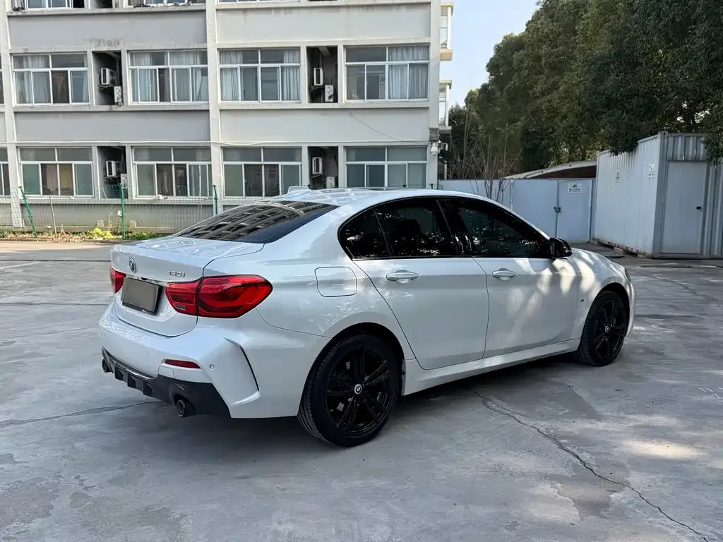 BMW 1 Series 2021 из CN, фото 5