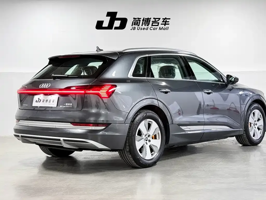 Audi e-tron 2026 из CN, фото 6