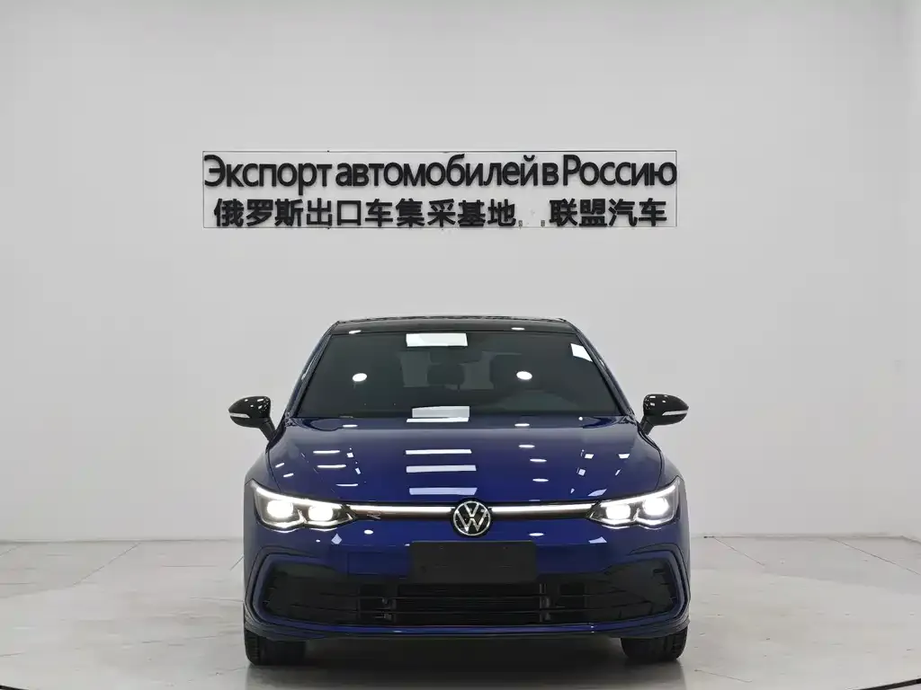 Volkswagen Golf 2023 из CN, фото 2
