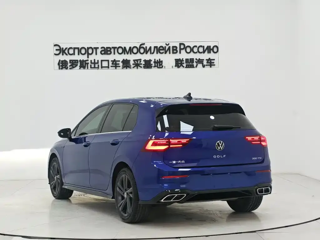 Volkswagen Golf 2023 из CN, фото 3