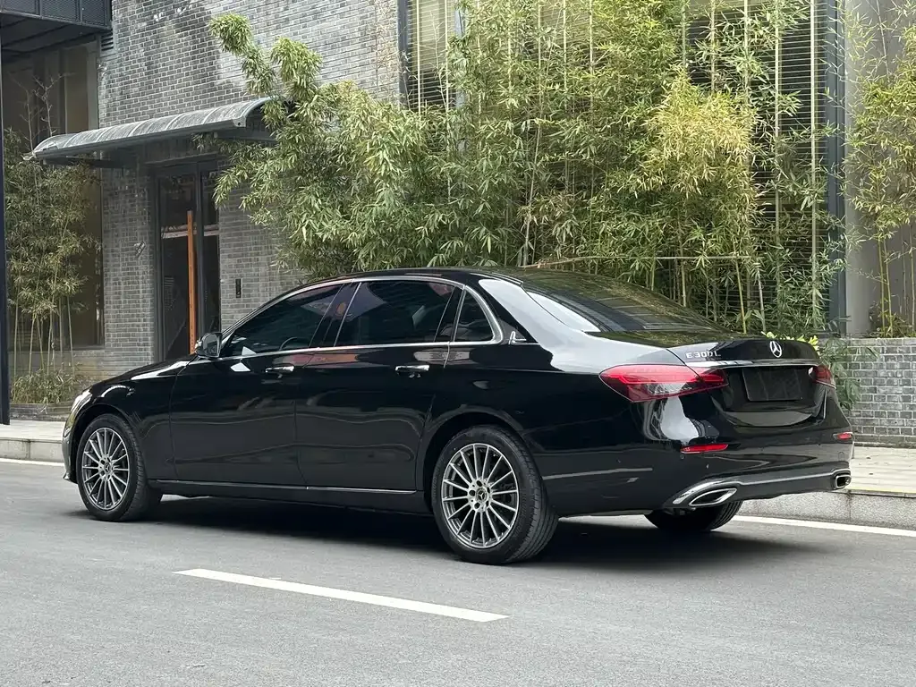 Mercedes-Benz E-Class 2022 из CN, фото 10