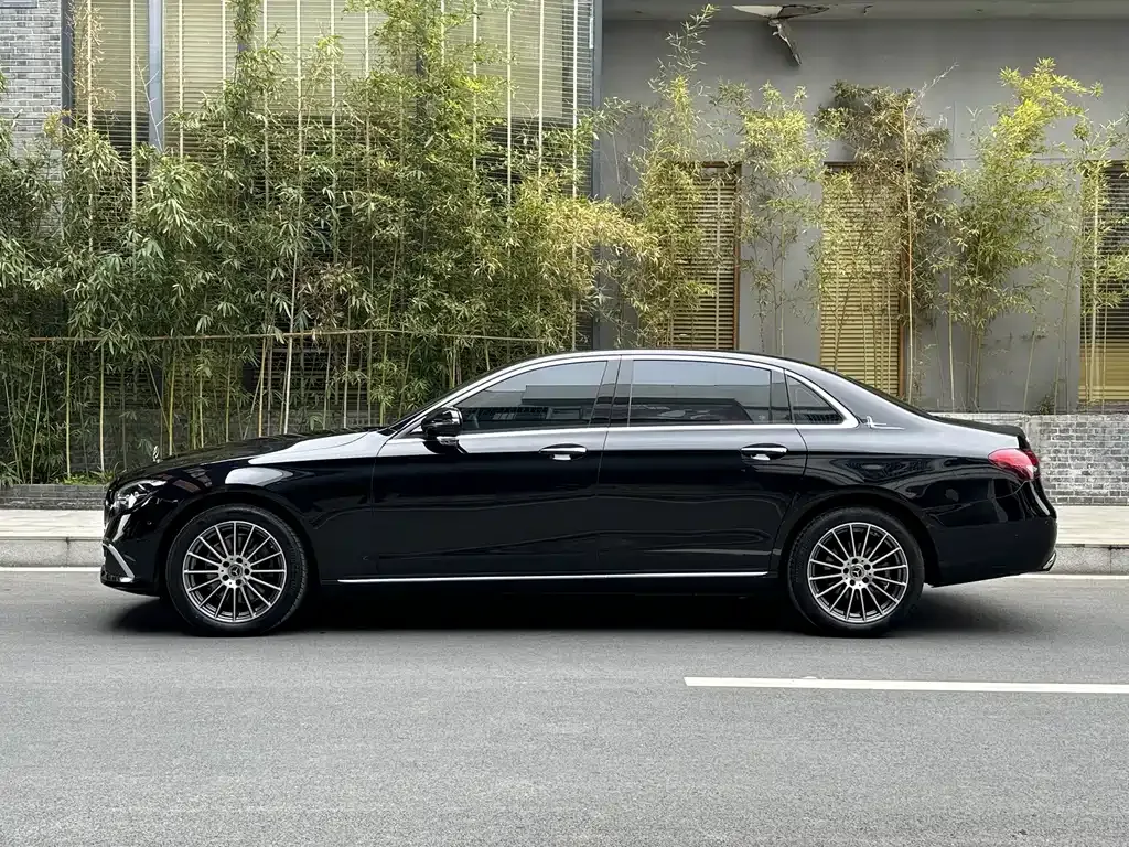 Mercedes-Benz E-Class 2022 из CN, фото 8