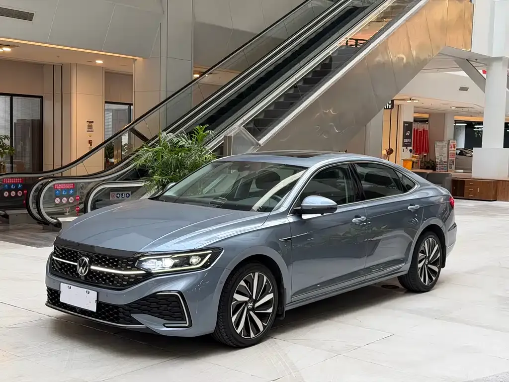 Volkswagen Passat 2021 из CN, фото 1