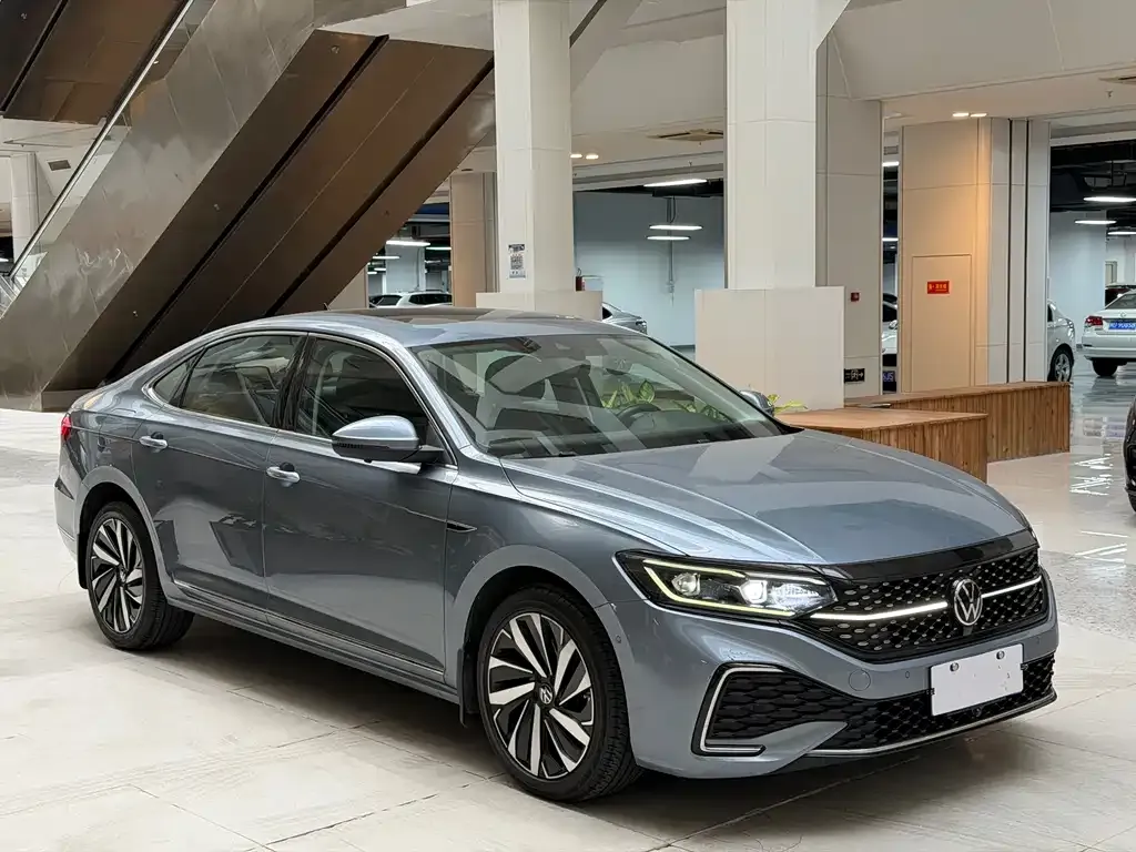 Volkswagen Passat 2021 из CN, фото 4